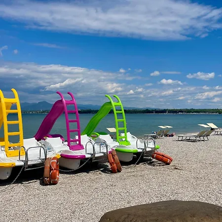 Plaza Lago Di Garda Rooms - Rooftop, Lakeview & Jacuzzi-3